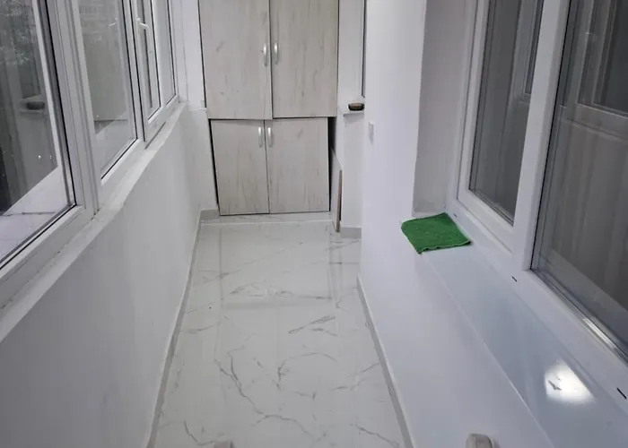 Apartment, 3 Rooms, Nearby Piata Victoriei And Gara De Nord Apartment