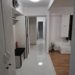 아파트 Apartment, 3 Rooms, Nearby Piata Victoriei And Gara De Nord *