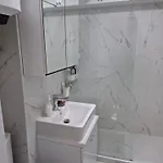 아파트 Apartment, 3 Rooms, Nearby Piata Victoriei And Gara De Nord 부쿠레슈티