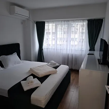 Apartment, 3 Rooms, Nearby Piata Victoriei And Gara De Nord דירה בוקרשט