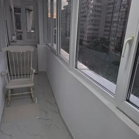 Apartment, 3 Rooms, Nearby Piata Victoriei And Gara De Nord * בוקרשט