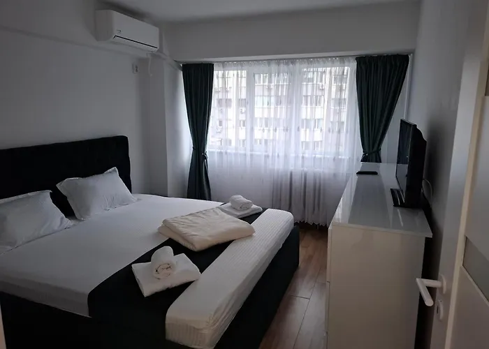 Apartment, 3 Rooms, Nearby Piata Victoriei And Gara De Nord Apartamento Bucareste